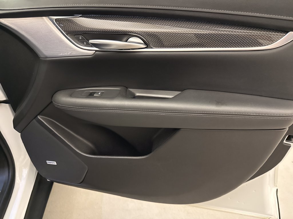 Used 2023 Cadillac XT5 Sportv AWD/4WD image 30