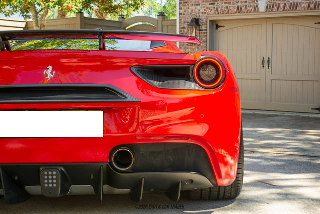 Used 2017 Ferrari 488 GTB image 51