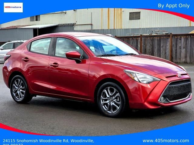 Used 2019 Toyota Yaris LE image 1