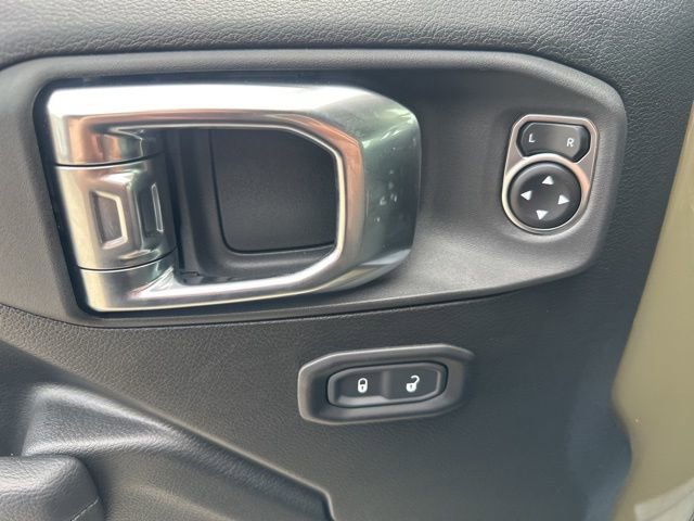 New 2025 Jeep Gladiator Willys image 20