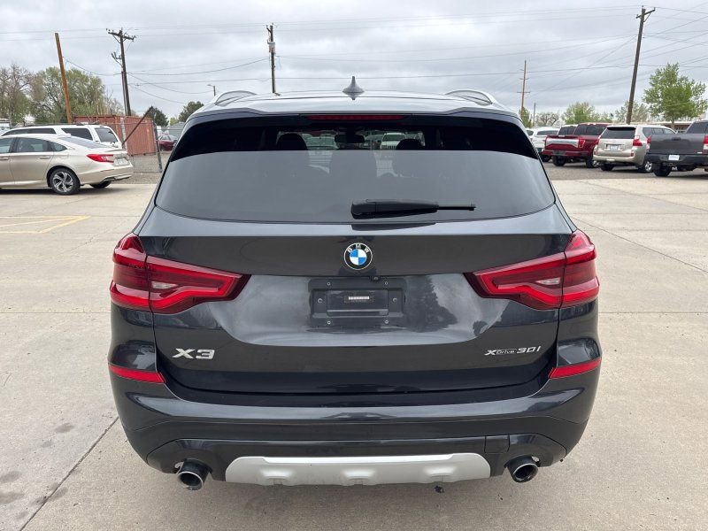 Used 2018 BMW X3 xDrive30i image 4