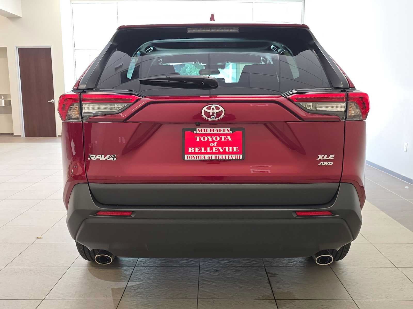 Certified 2025 Toyota RAV4 XLE w/ Convenience Package AWD/4WD image 5