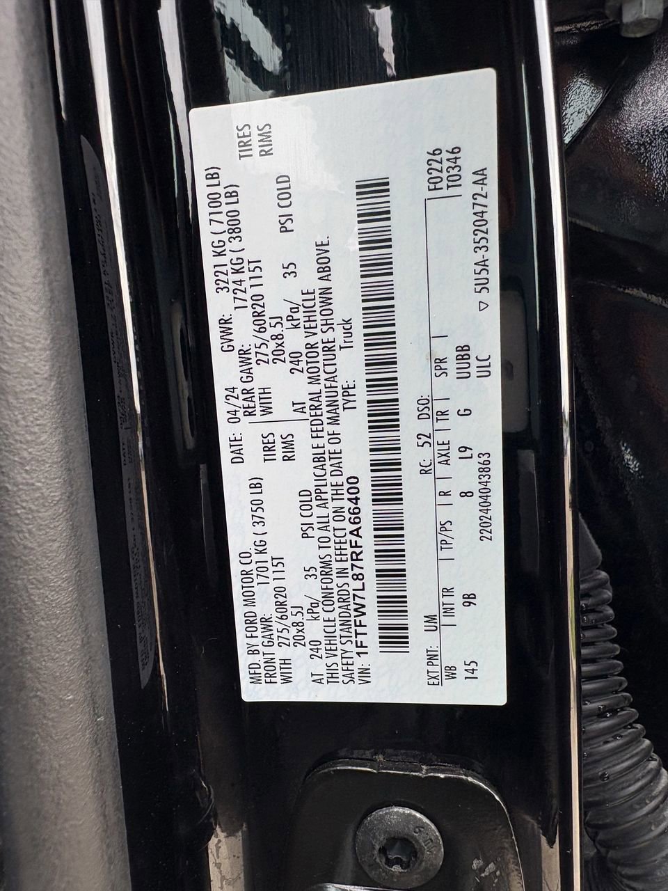 Certified 2024 Ford F150 Platinum w/ Equipment Group 702A High AWD/4WD image 35