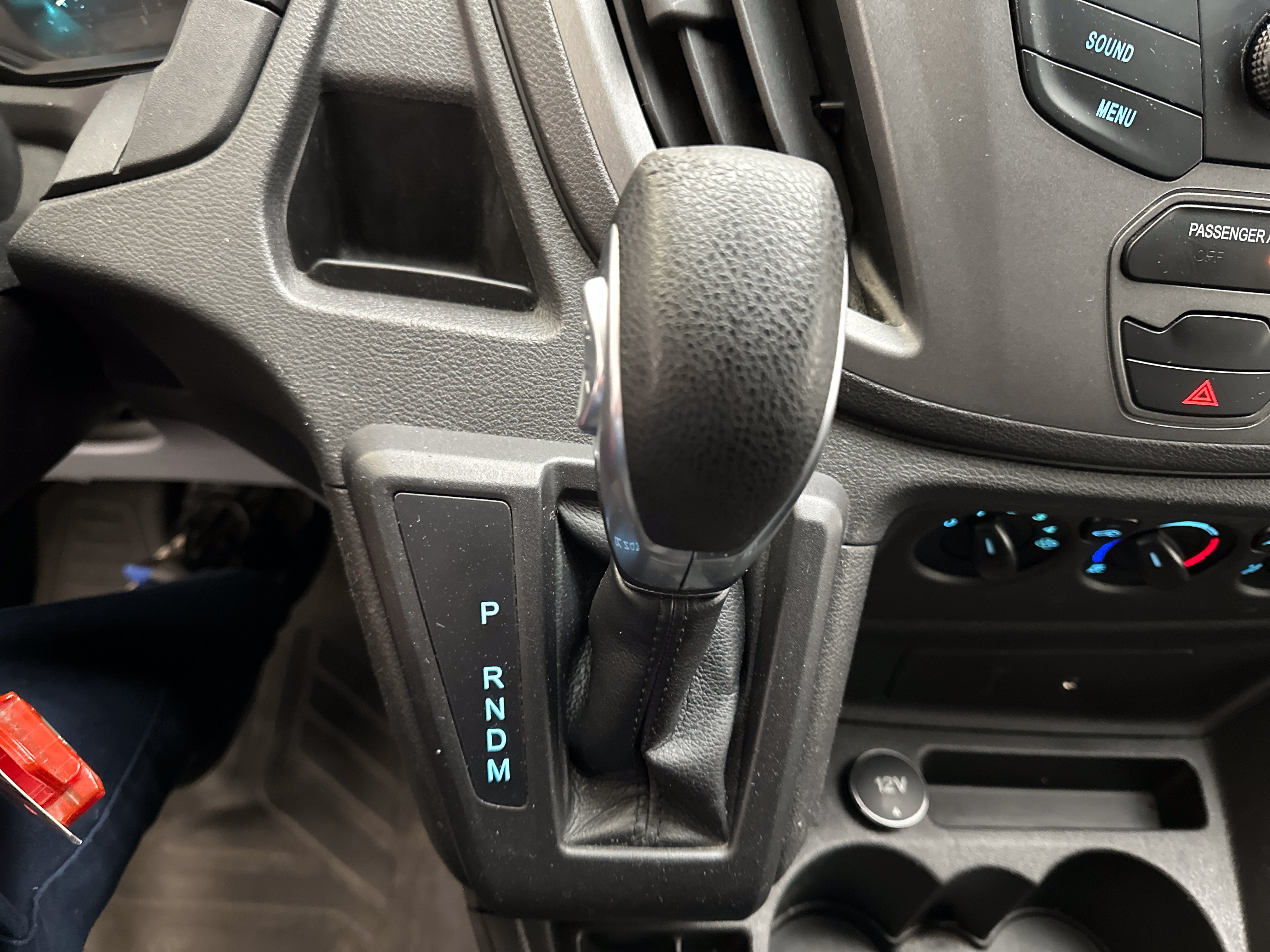 Used 2015 Ford Transit 150 130 Low Roof RWD image 30