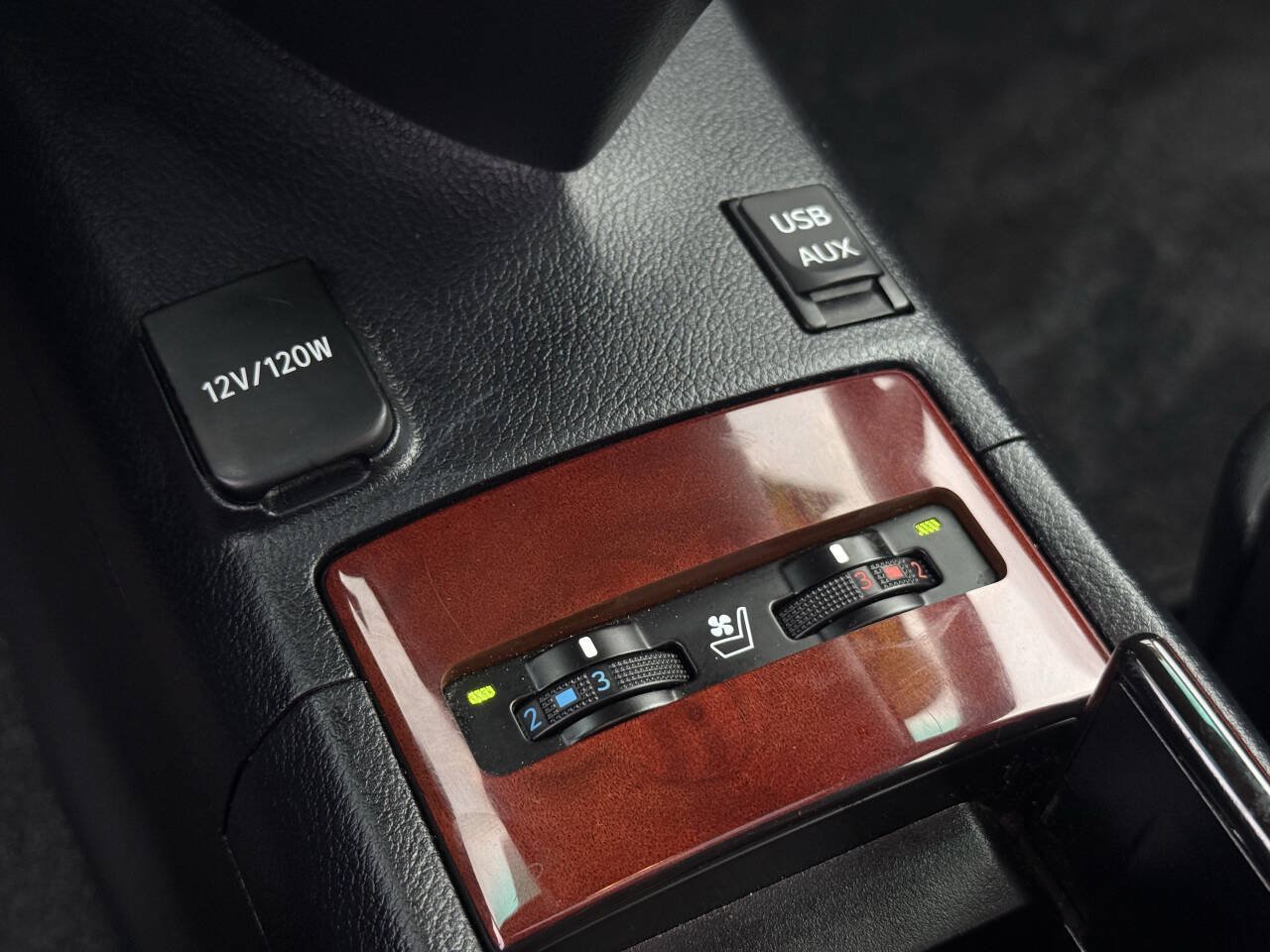 Used 2010 Lexus HS 250h FWD image 27