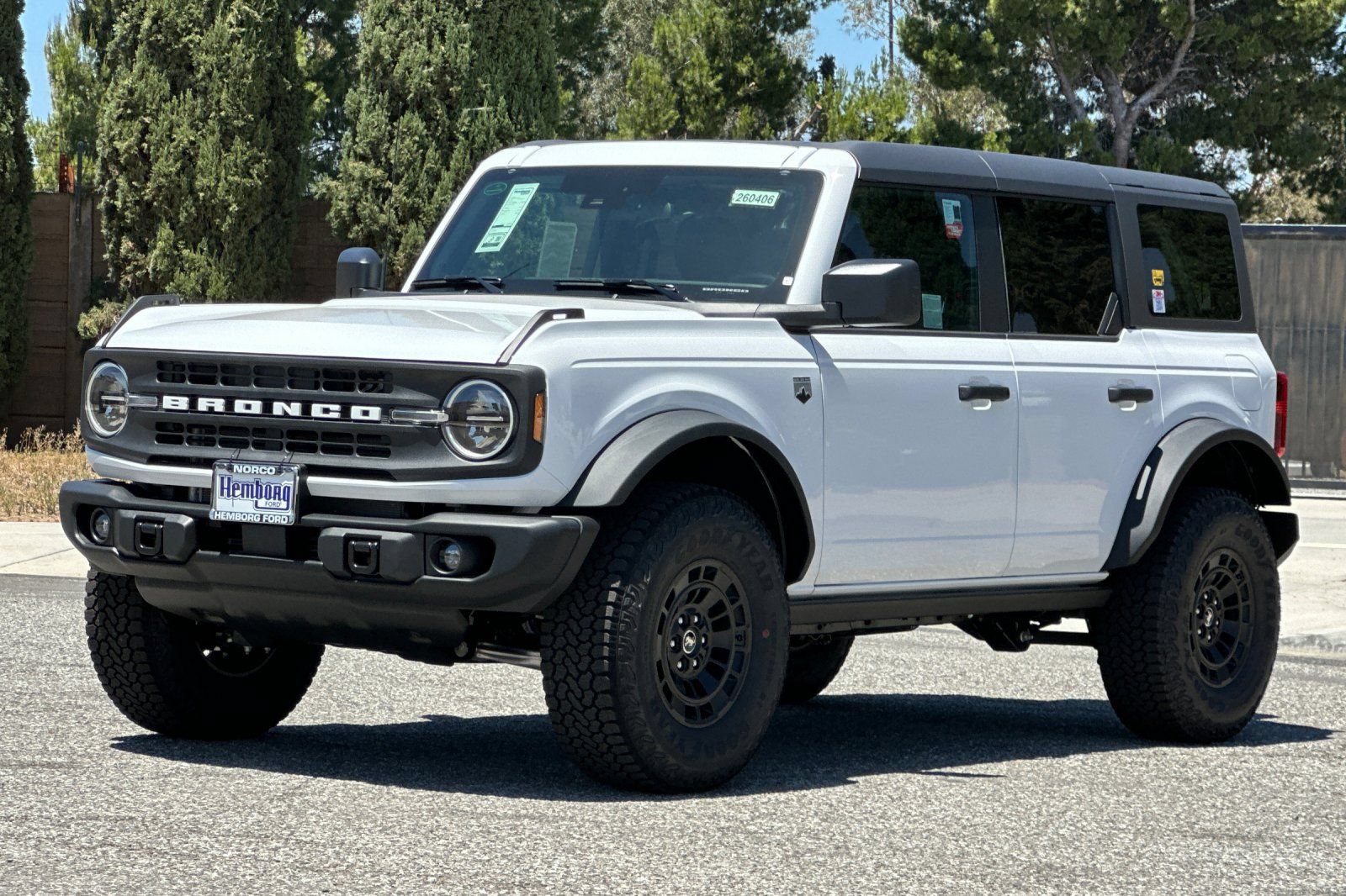 New 2026 Ford Bronco Big Bend w/ Black Diamond Package AWD/4WD image 8