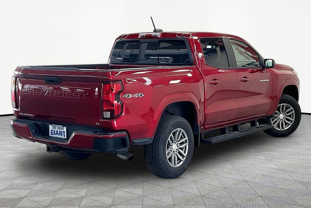 Used 2024 Chevrolet Colorado LT w/ LT Convenience Package II AWD/4WD image 7