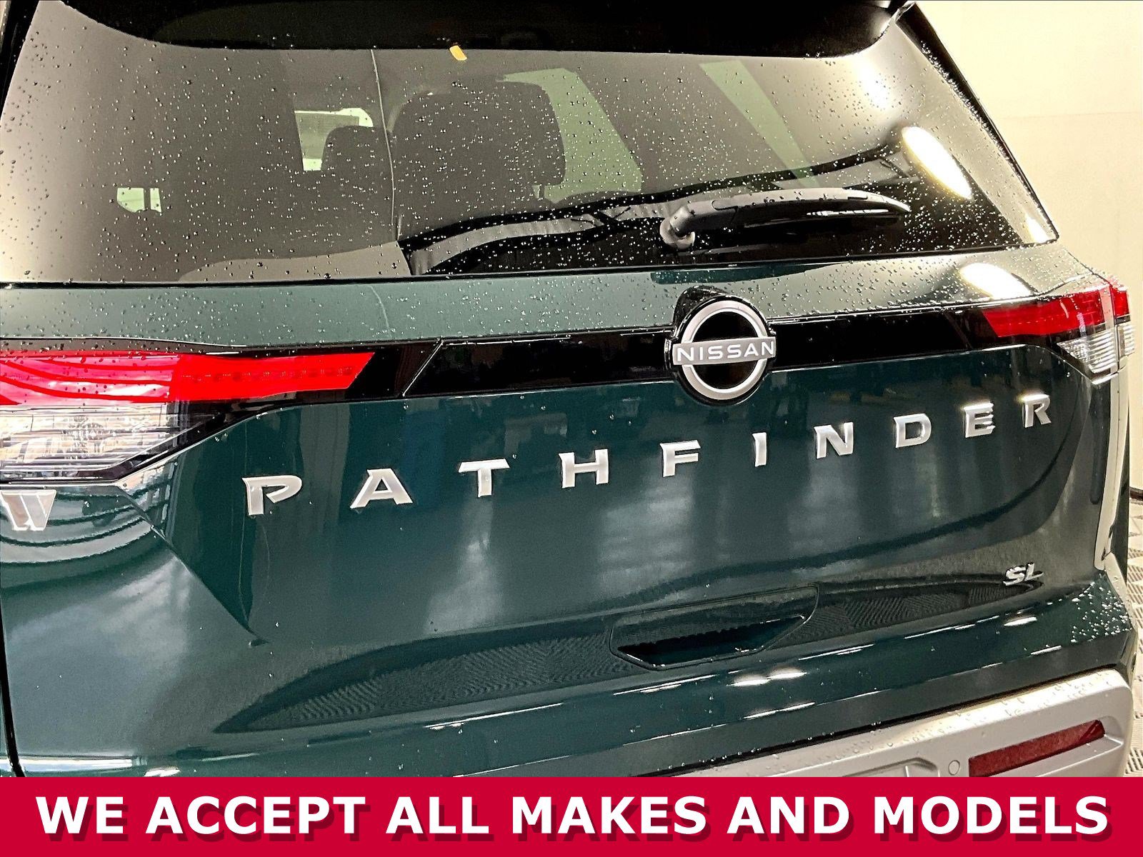Certified 2025 Nissan Pathfinder SL FWD image 23