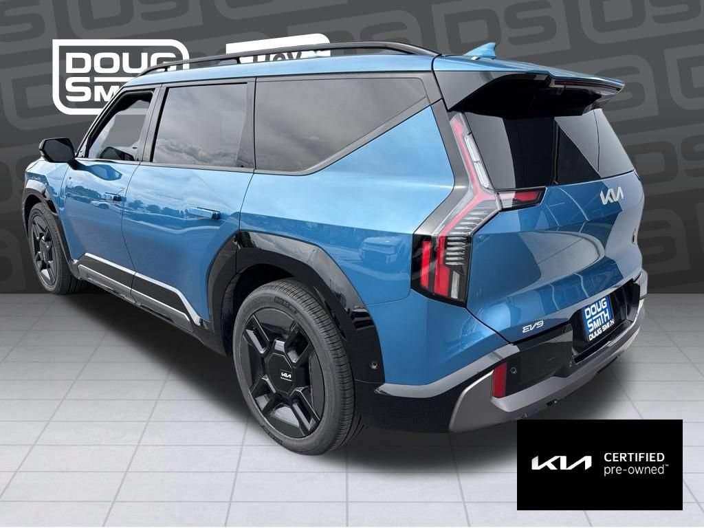 Certified 2024 Kia EV9 GT-Line AWD/4WD image 3
