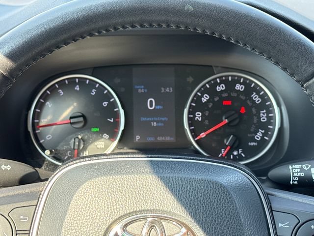Used 2021 Toyota RAV4 XLE w/ XLE Grade Weather Package AWD/4WD image 13