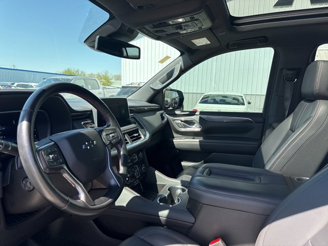 Used 2023 Chevrolet Tahoe RST w/ Luxury Package AWD/4WD image 17