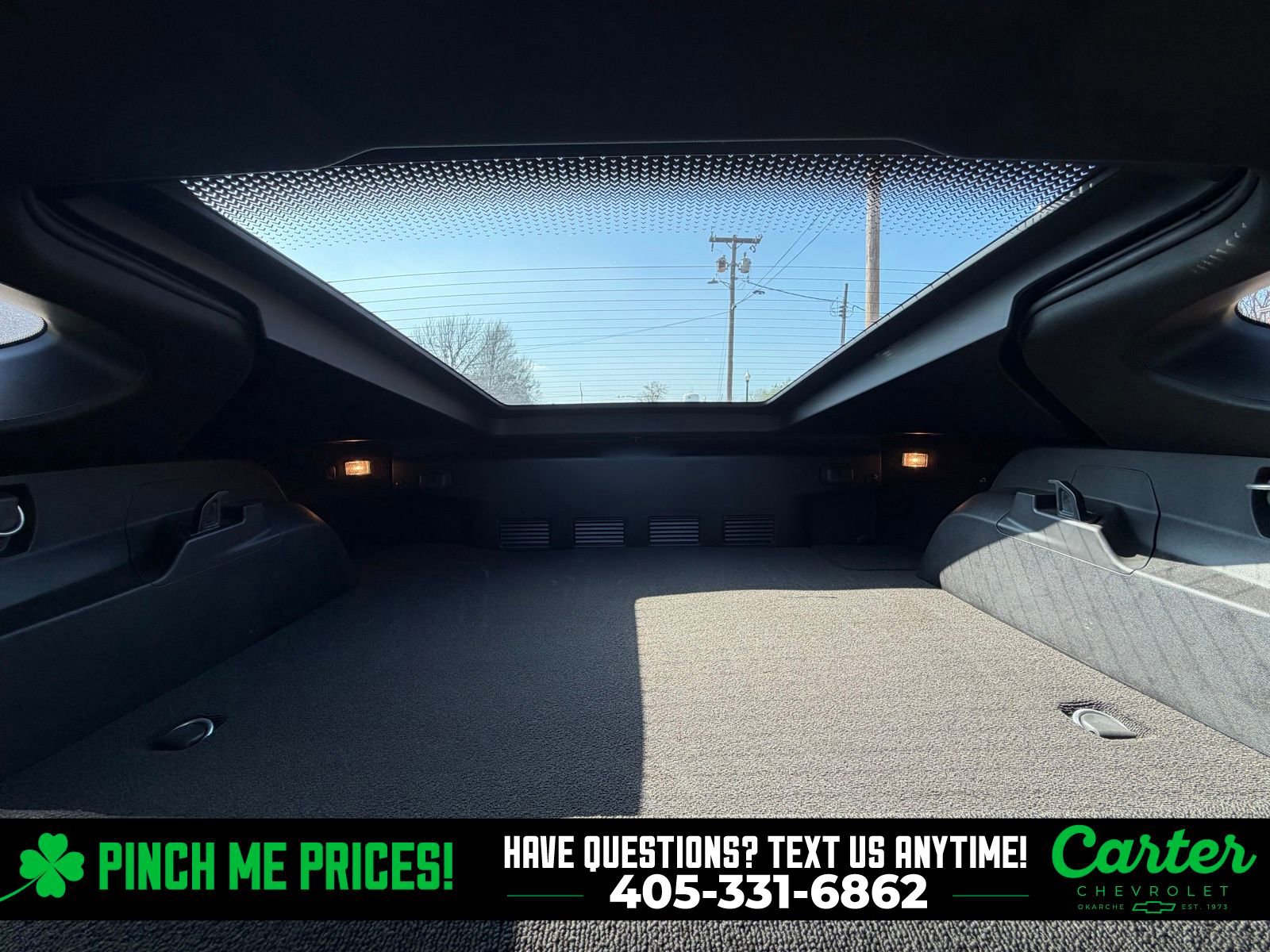 Used 2016 Chevrolet Corvette Stingray Coupe w/ Carbon Flash Badge Package image 23