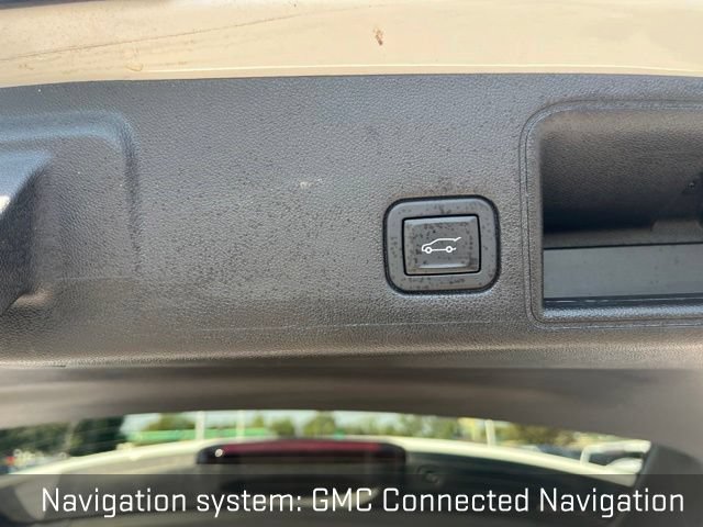 Used 2024 GMC Terrain AT4 w/ Tech Package AWD/4WD image 13