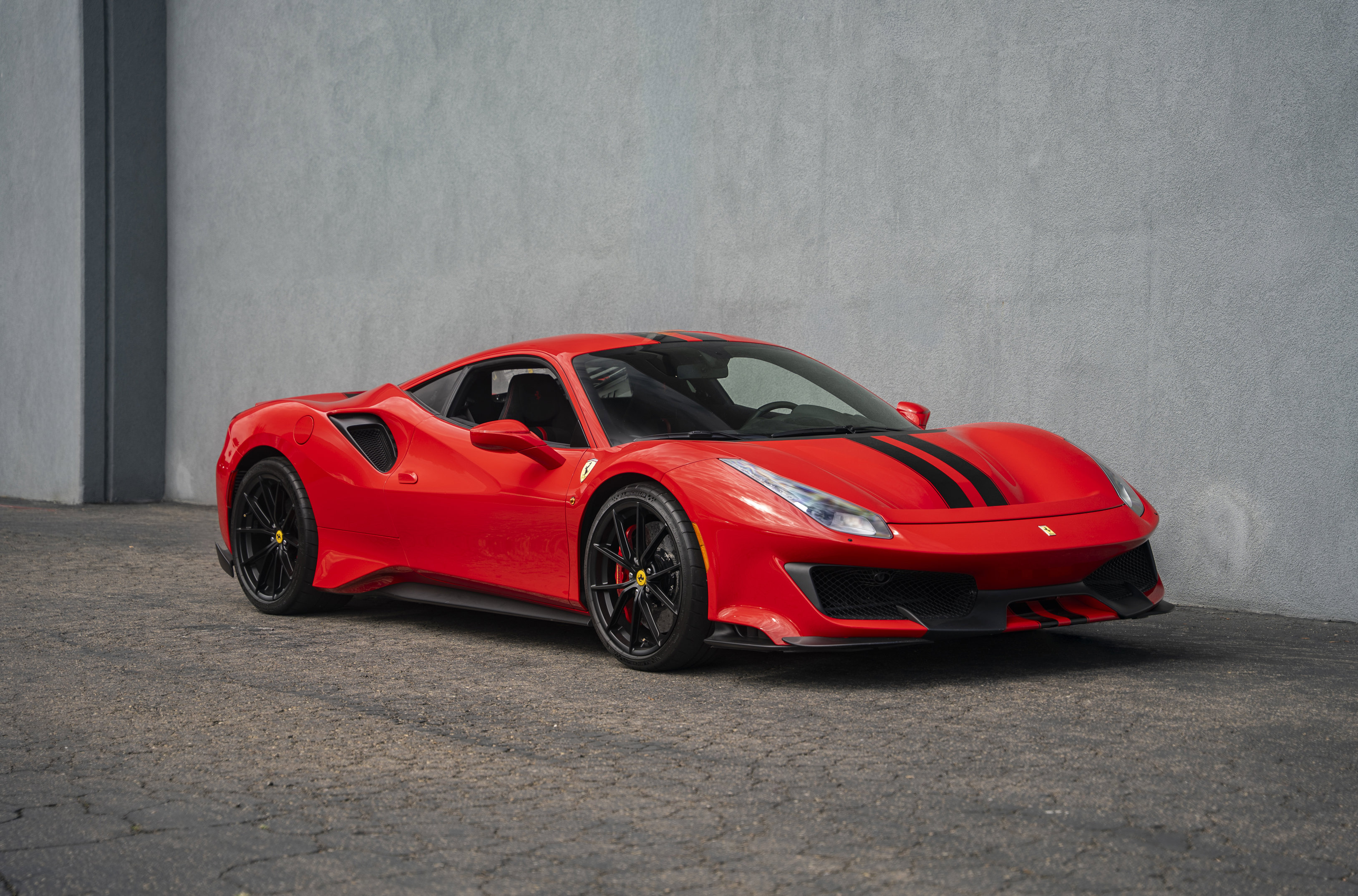 Certified 2020 Ferrari 488 Pista Coupe RWD image 7