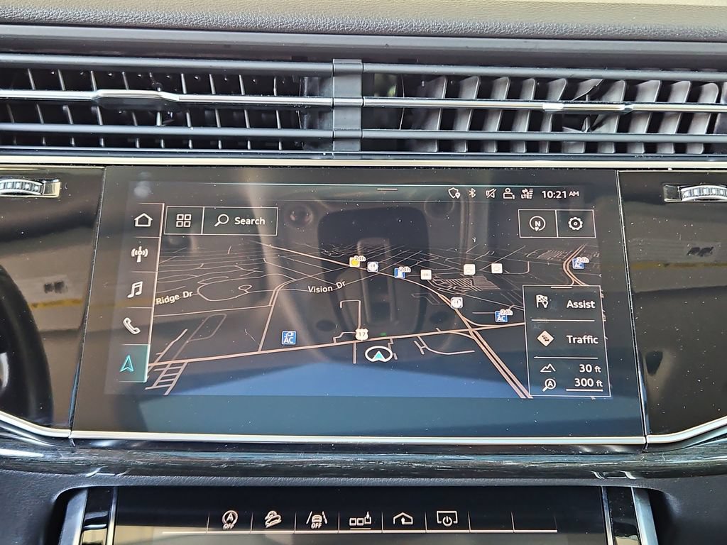 Used 2019 Audi Q8 Premium Plus w/ Premium Plus AWD/4WD image 16