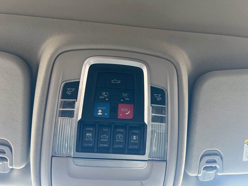 Used 2022 RAM 1500 Laramie w/ Laramie Southwest Edition image 16