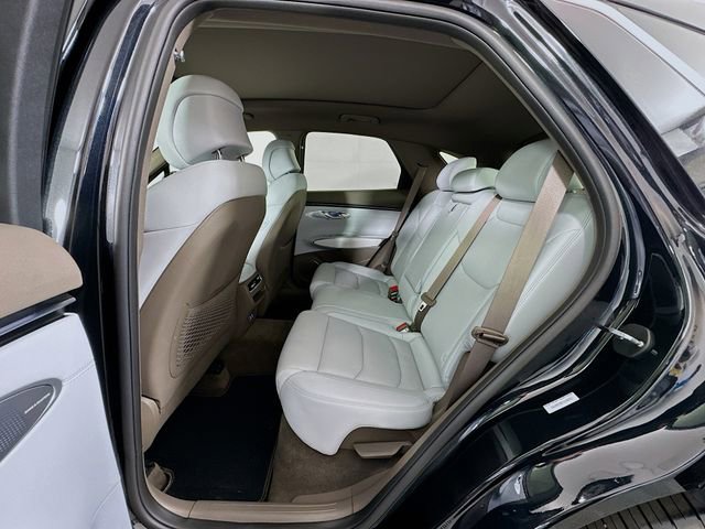 Certified 2026 Genesis GV70 2.5T Advanced image 26