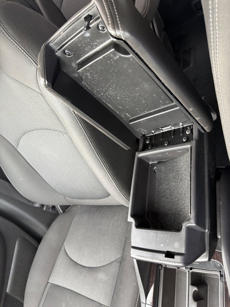 Used 2017 Chevrolet Traverse LT w/ Style and Technology Package image 34