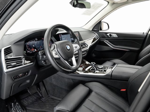 Used 2021 BMW X7 xDrive40i w/ Premium Package image 4