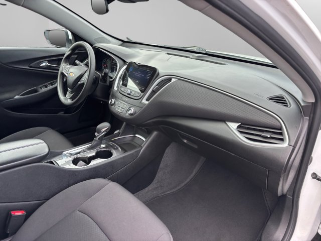 Used 2024 Chevrolet Malibu LT FWD image 10