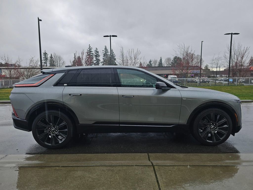 New 2026 Cadillac Lyriq Signature Sport image 8
