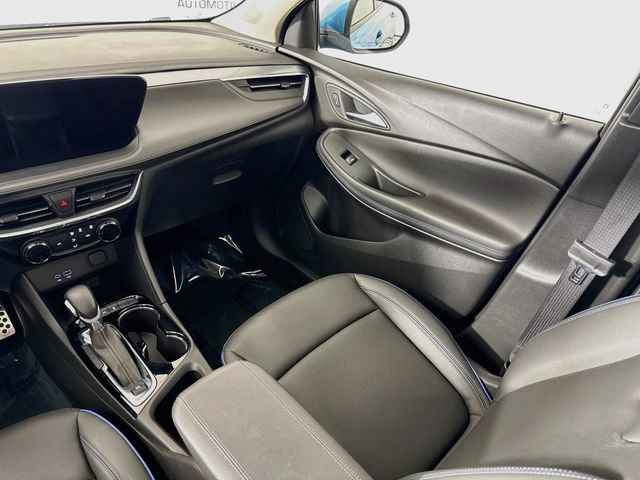 Used 2025 Buick Encore GX Sport Touring w/ Advanced Technology Package FWD image 22