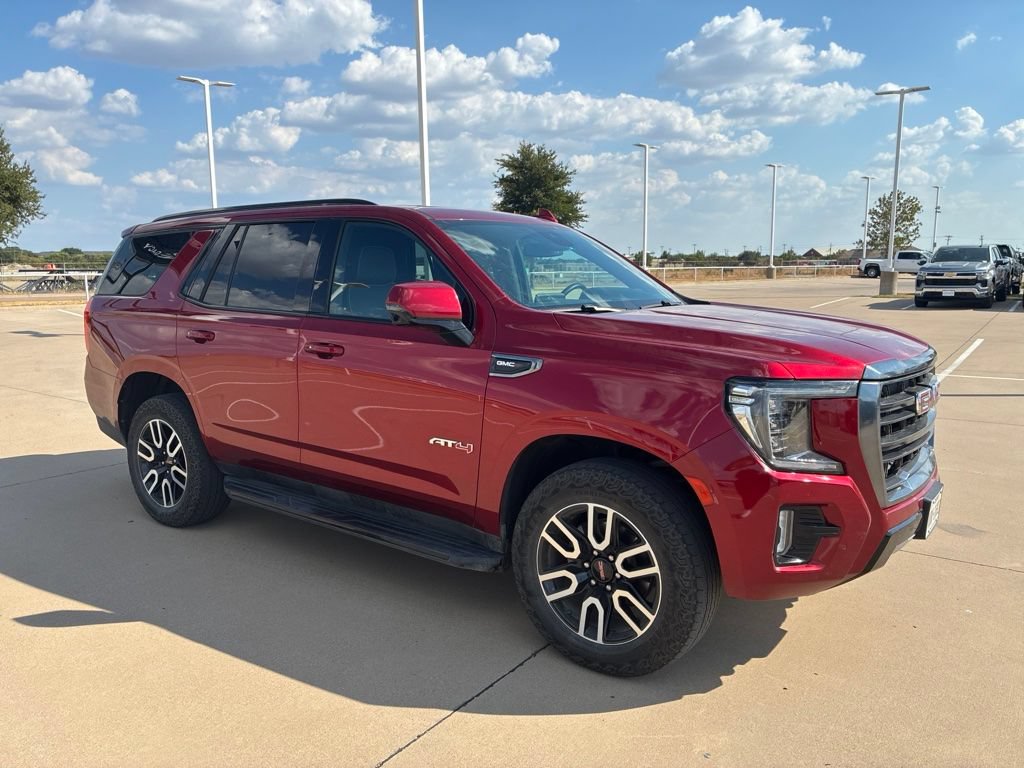 Used 2024 GMC Yukon AT4 w/ Technology Package AWD/4WD image 5