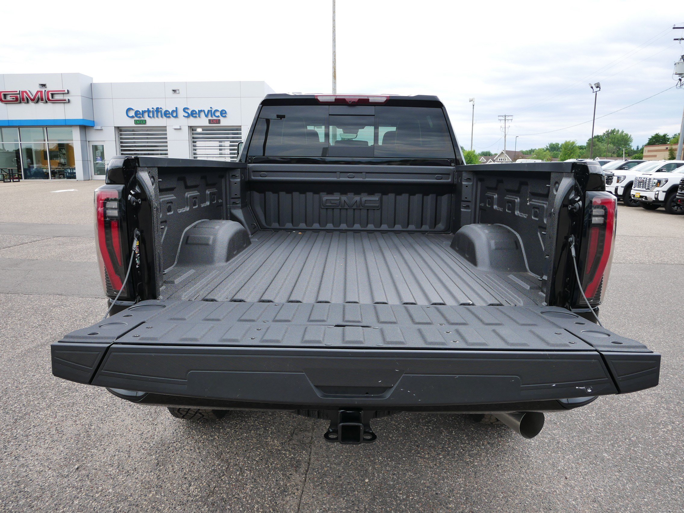 New 2026 GMC Sierra 2500 AT4X w/ Snow Plow Prep/Camper Package AWD/4WD image 10