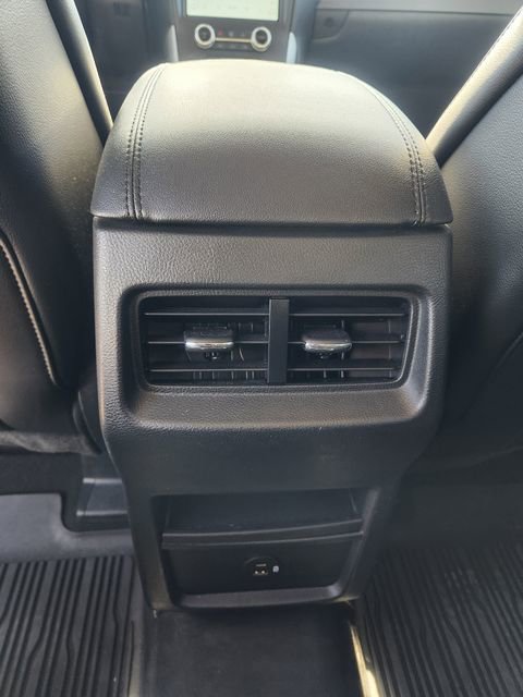 Used 2021 Ford Edge SEL AWD/4WD image 21