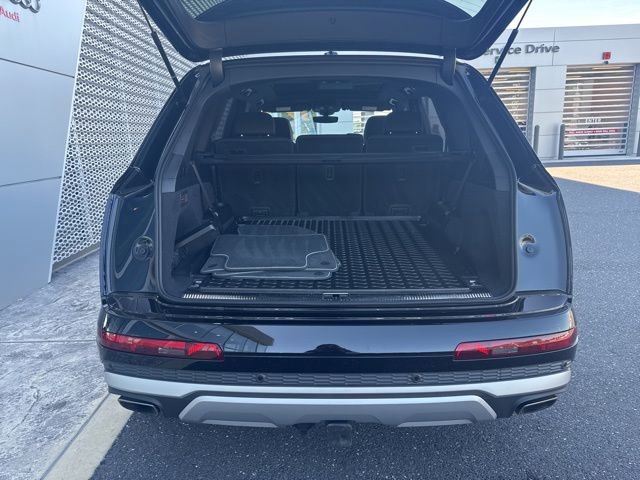 Certified 2025 Audi Q7 3.0T Premium Plus image 25