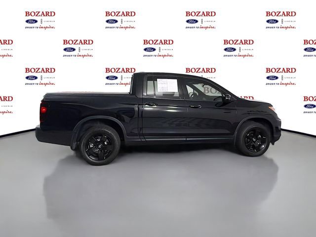Used 2025 Honda Ridgeline Black Edition image 9