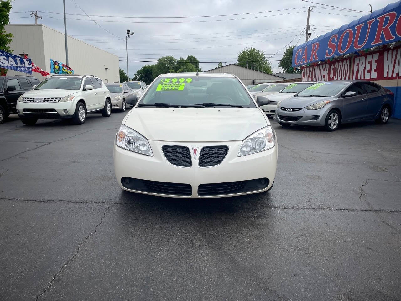 Used 2009 Pontiac G6 GT w/ Sun And Sound Plus Package FWD image 4