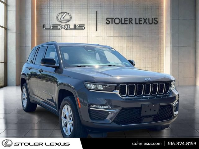 Used 2023 Jeep Grand Cherokee Limited AWD/4WD image 1