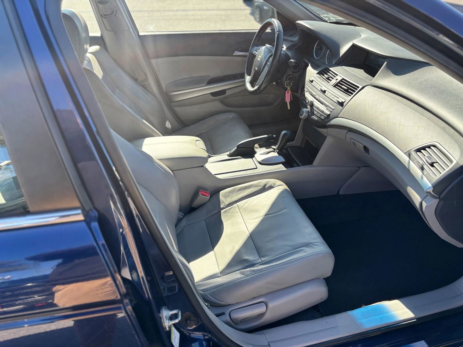 Used 2009 Honda Accord EX-L image 15