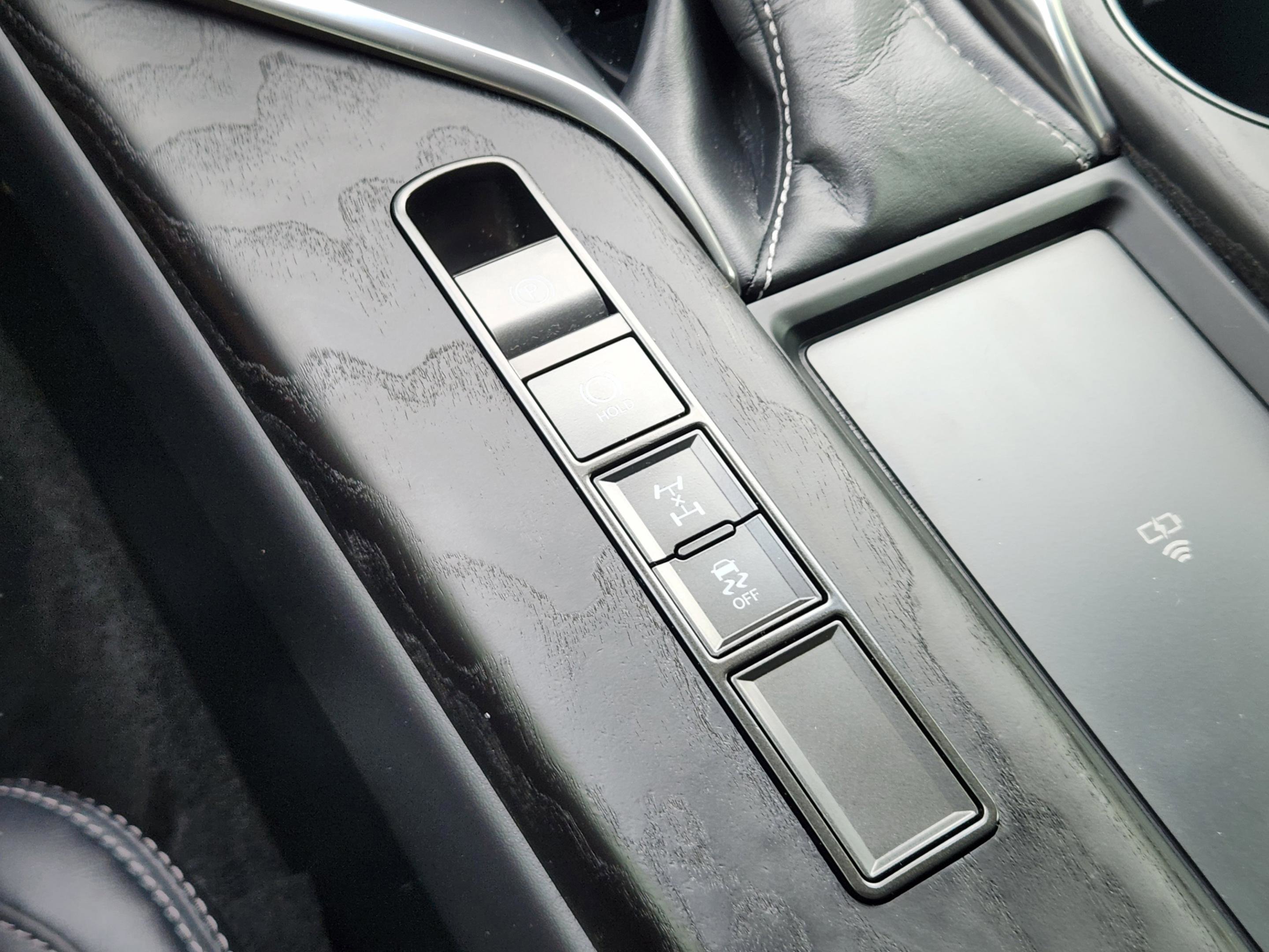 Used 2024 Lexus LX 600 4WD w/ Appearance Package image 12