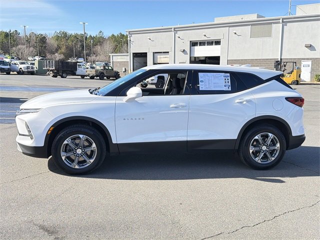 Used 2023 Chevrolet Blazer LT image 10