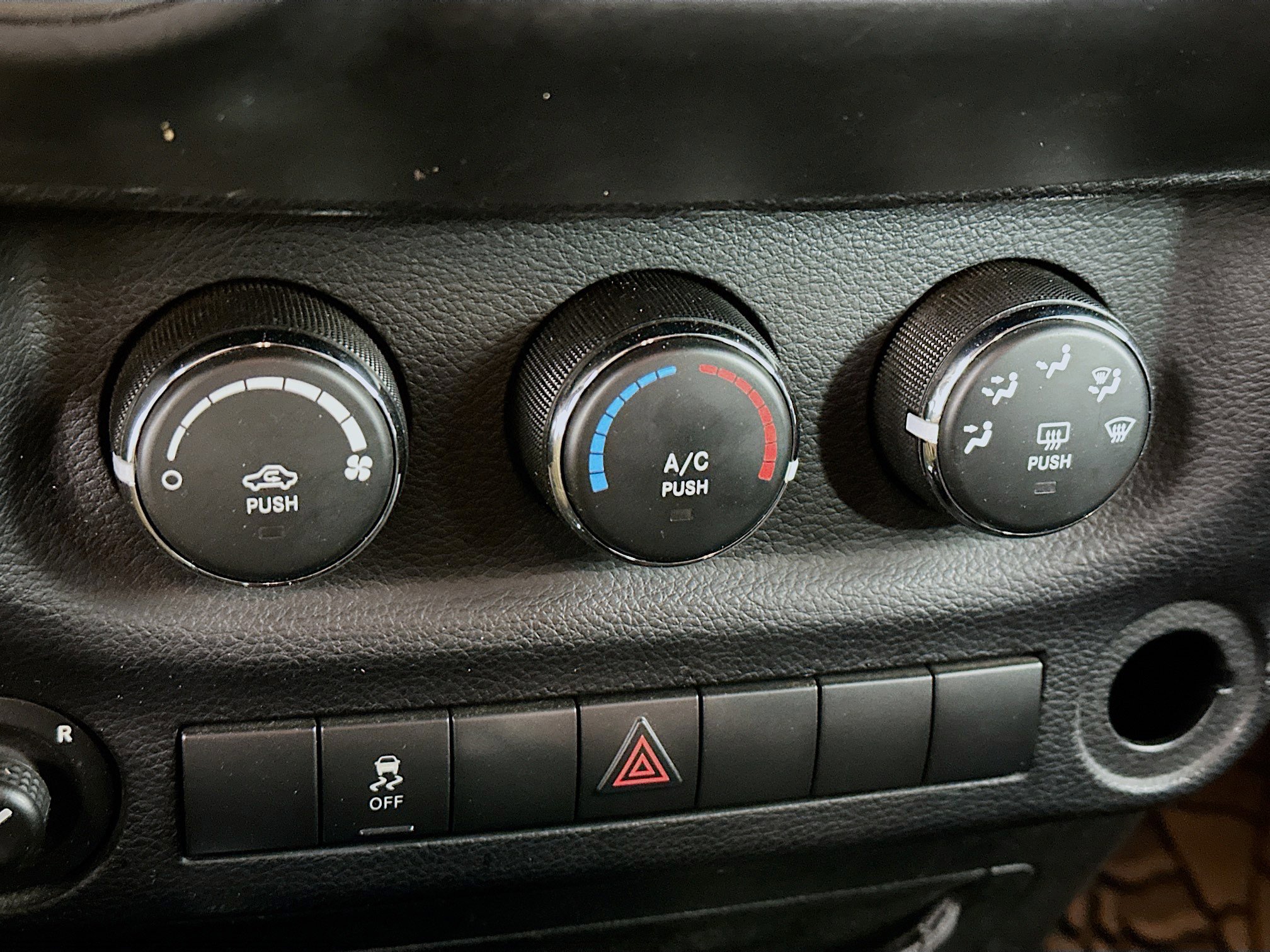 Used 2014 Jeep Wrangler Unlimited Sport w/ Quick Order Package 23S image 22