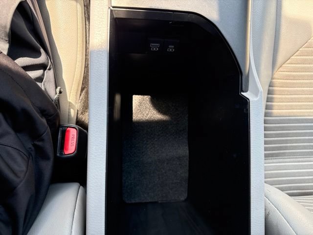 Certified 2021 Toyota Camry SE FWD image 29