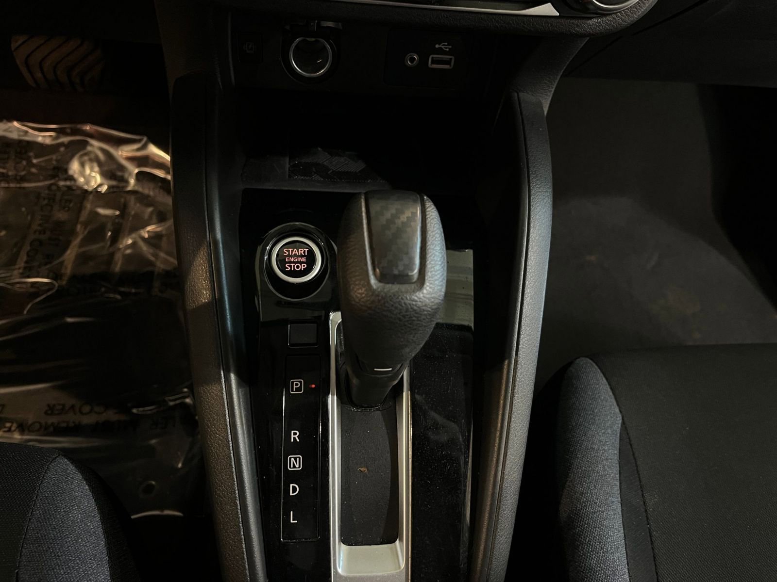 Used 2025 Nissan Versa SV image 40