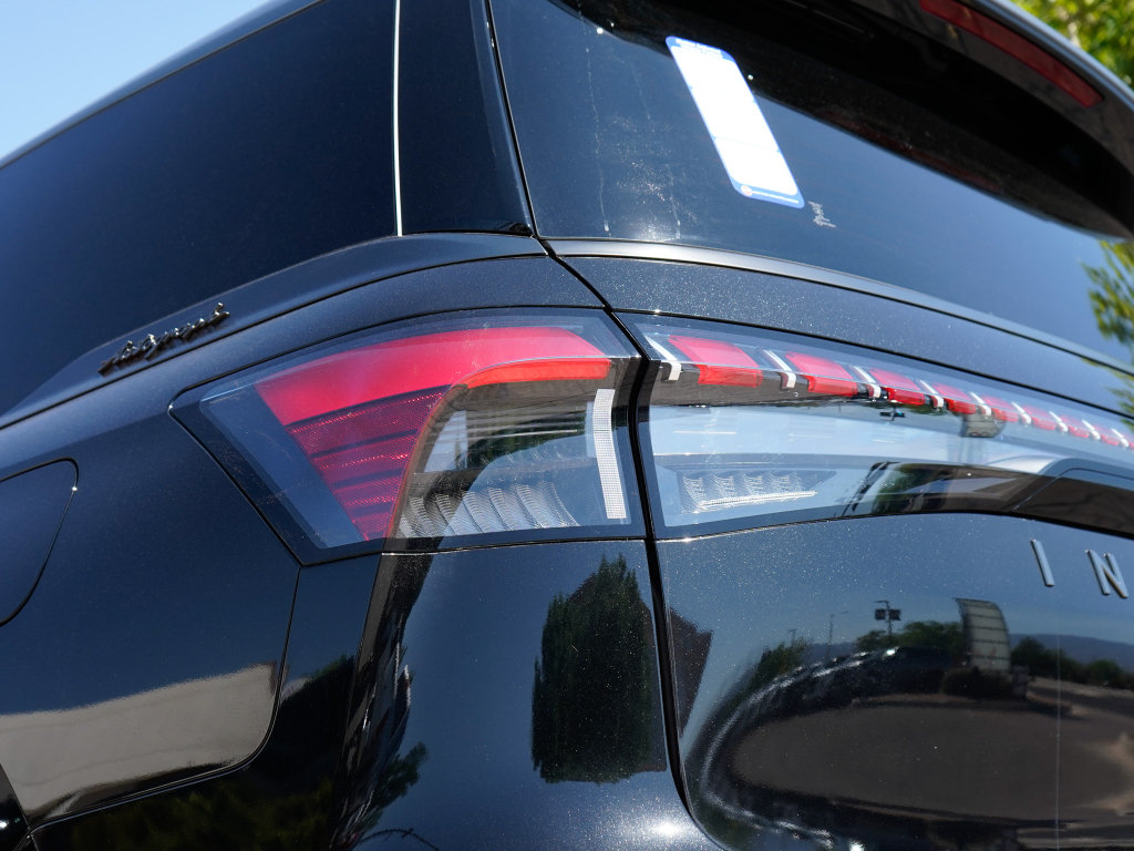 Certified 2026 INFINITI QX80 Autograph AWD/4WD image 8