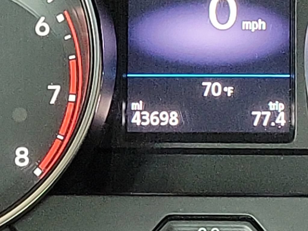 Used 2020 Volkswagen Tiguan SE w/ Panoramic Sunroof Package AWD/4WD image 22