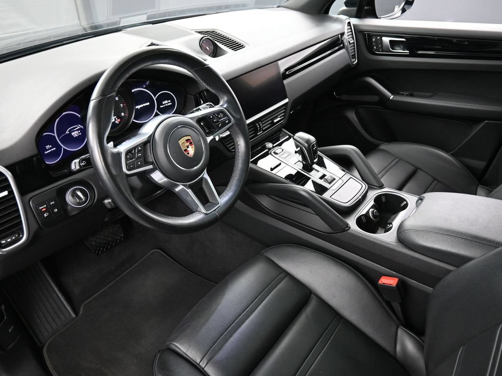 Certified 2022 Porsche Cayenne AWD/4WD image 4