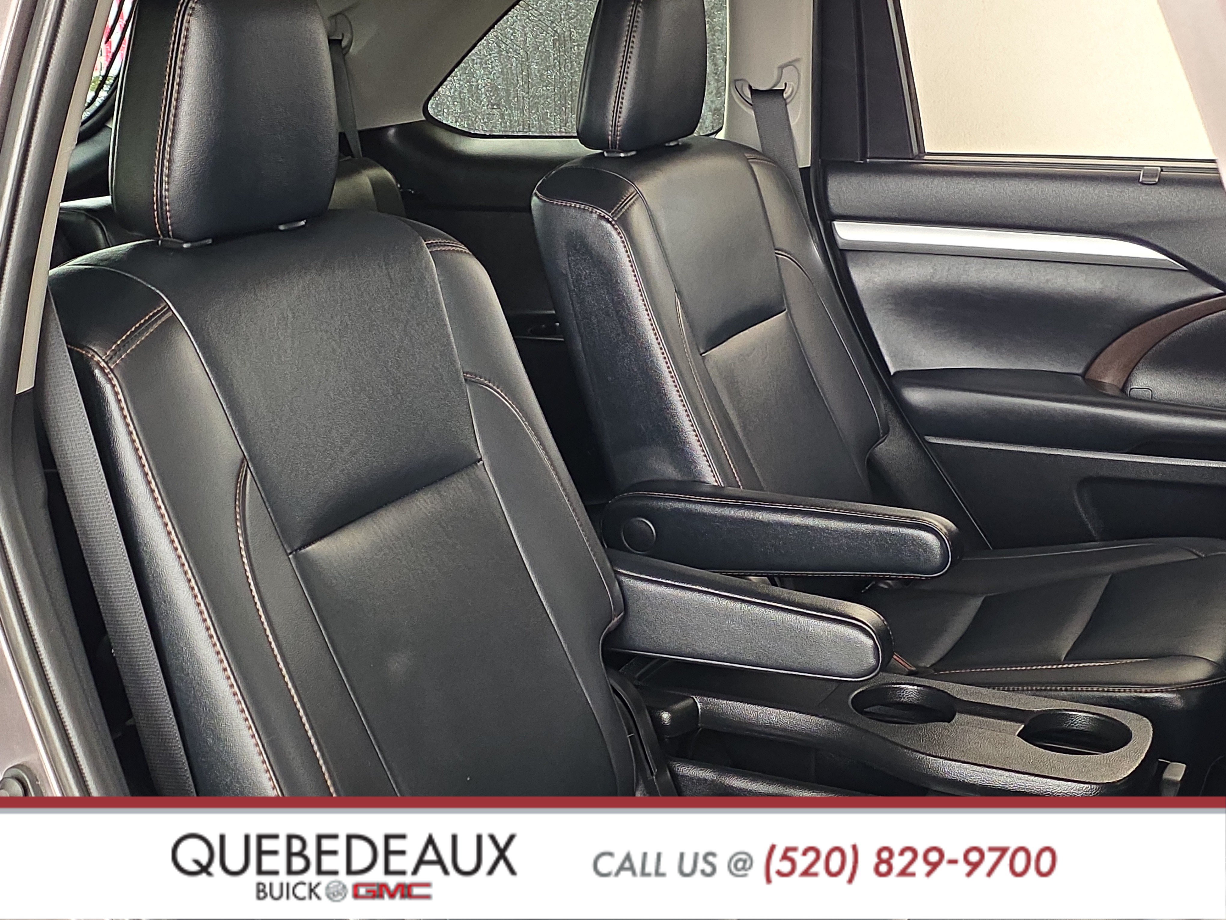 Used 2019 Toyota Highlander XLE FWD image 30