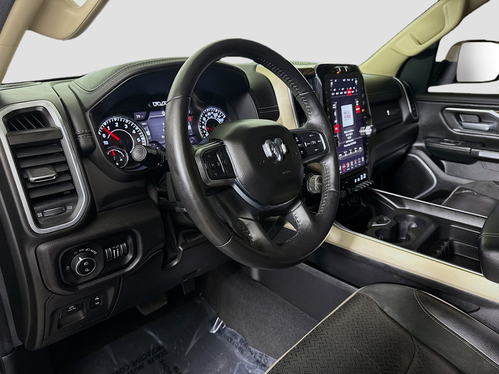 Used 2019 RAM 1500 Laramie image 23