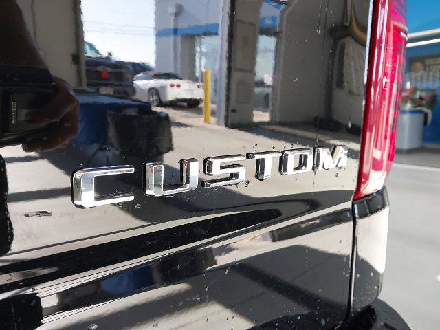 New 2026 Chevrolet Silverado 1500 Custom w/ Turbomax Blackout Package image 33