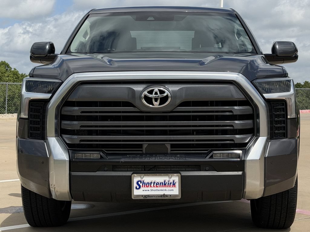 Used 2022 Toyota Tundra Limited AWD/4WD image 7