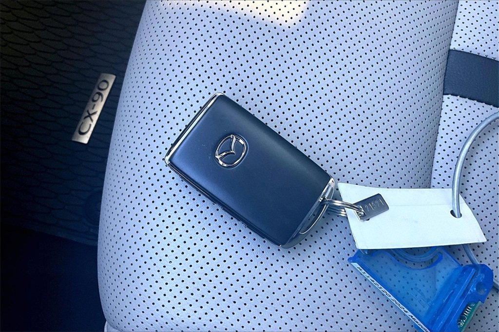 Used 2024 MAZDA CX-90 3.3 Turbo w/ Preferred Package image 36