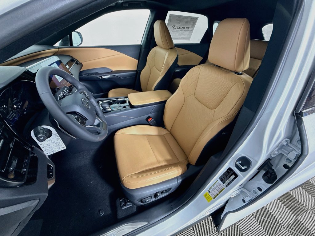 New 2026 Lexus RX 350 FWD image 16
