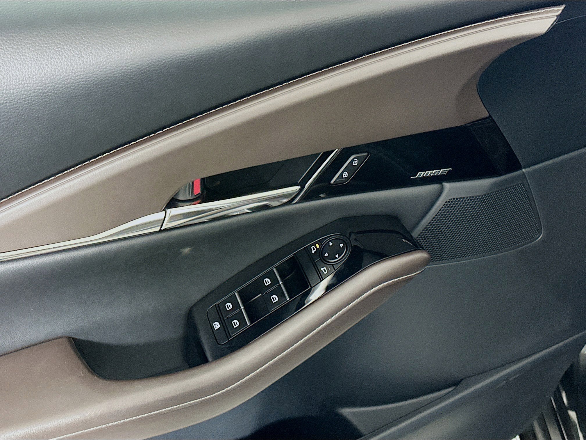 Used 2025 MAZDA CX-30 AWD 2.5 S w/ Premium Package image 15