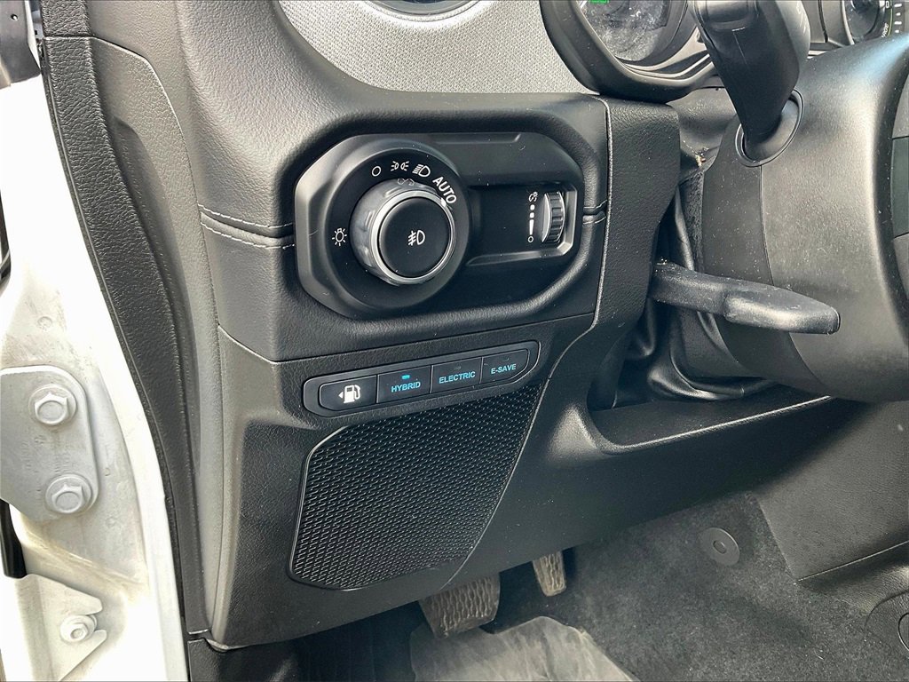 Used 2024 Jeep Wrangler Unlimited Sahara w/ Safety Group image 25